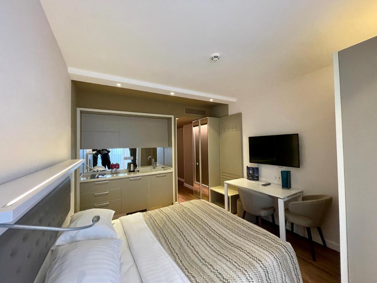 Batumi Continental Apartments ภายนอก รูปภาพ